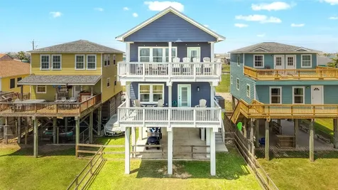 312 Seabean Street Surfside Beach TX 77541