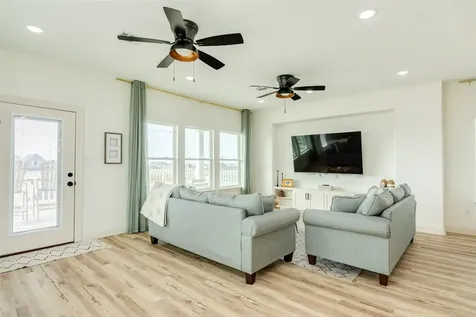 312 Seabean Street Surfside Beach TX 77541