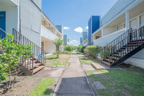 781 Country Place Drive 2052 Houston TX 77079