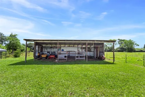 4473 County Road 172 Alvin TX 77511
