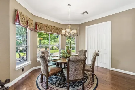 6110 Country Falls Lane Kingwood TX 77345