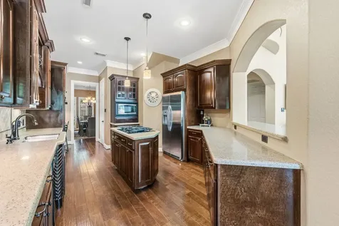 6110 Country Falls Lane Kingwood TX 77345
