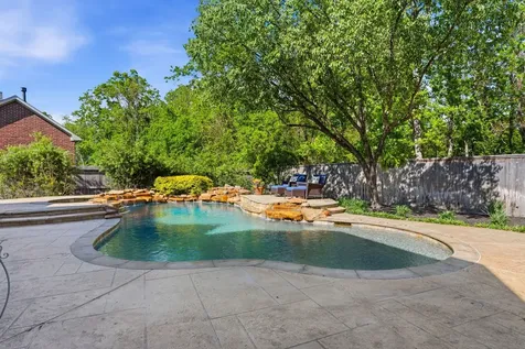 6110 Country Falls Lane Kingwood TX 77345