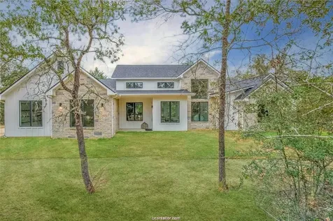 4334 Berkshire Franklin TX 77856