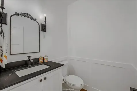 4334 Berkshire Franklin TX 77856