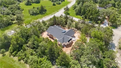 4334 Berkshire Franklin TX 77856