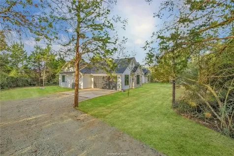 4334 Berkshire Franklin TX 77856