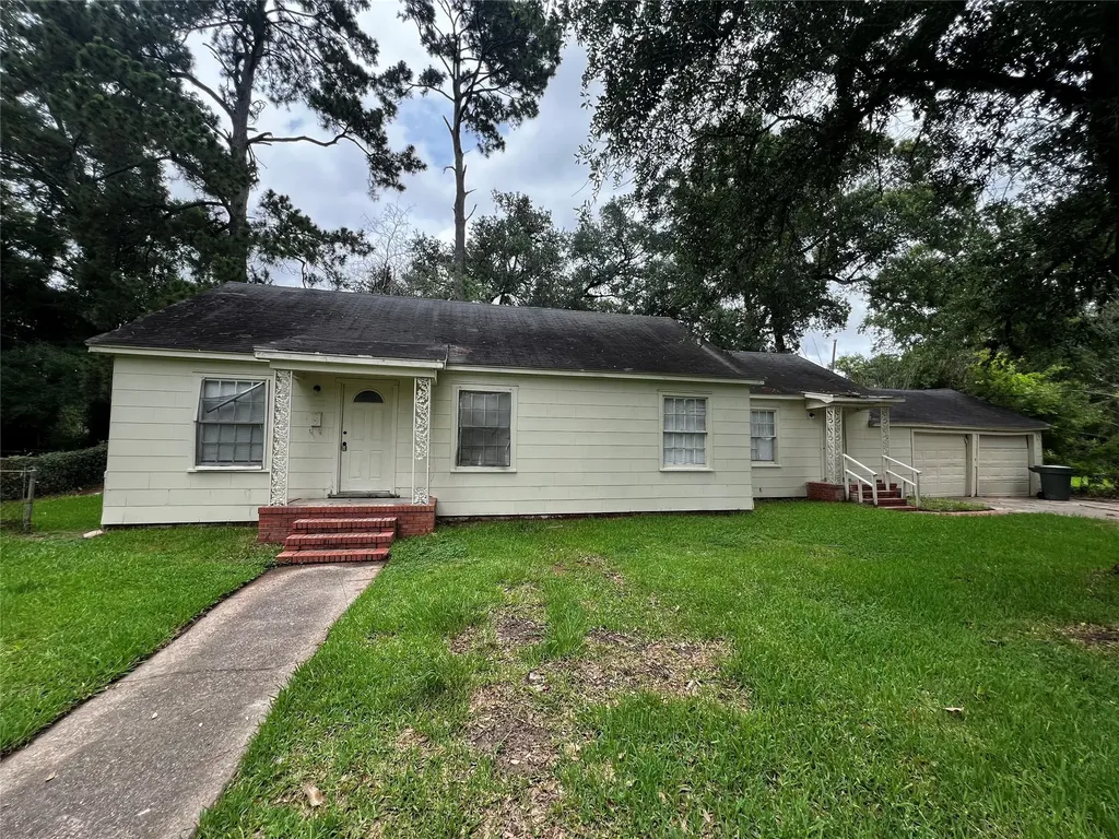 1220 Trinidad Street Beaumont TX 77703