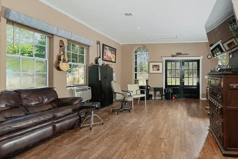 18533 Fm 1485 Road New Caney TX 77357