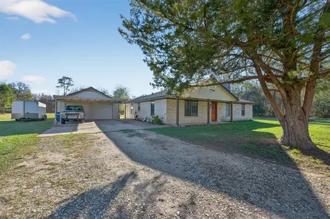 316 County Road 6512 Dayton TX 77575
