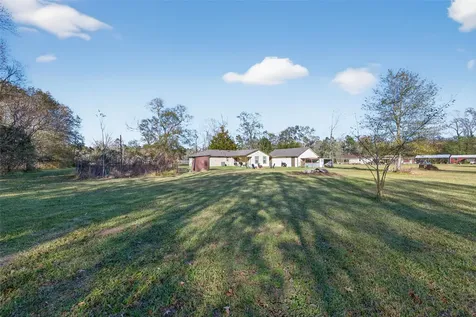 316 County Road 6512 Dayton TX 77575