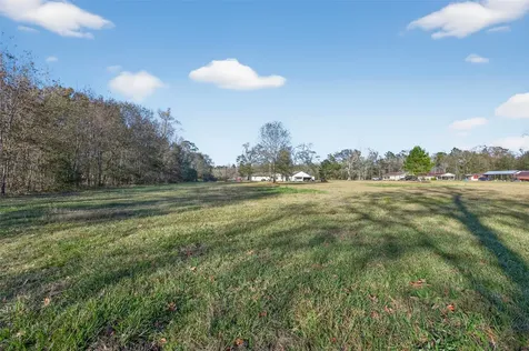 316 County Road 6512 Dayton TX 77575