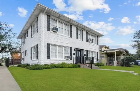 3901 Dallas Street B Houston TX 77023
