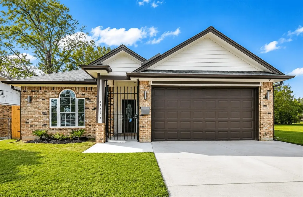 4847 Sunflower Street Houston TX 77033