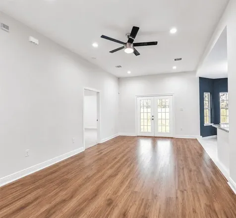 4847 Sunflower Street Houston TX 77033