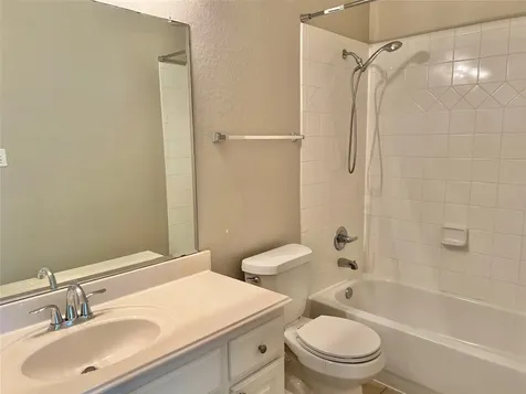 11712 Summer Brook Court Pearland TX 77584
