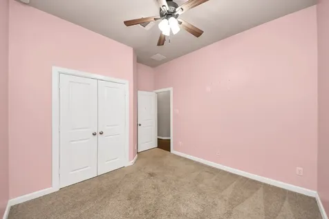 2211 Tonkawa Trail Katy TX 77493