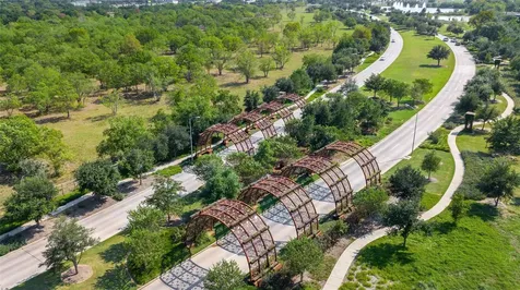 2211 Tonkawa Trail Katy TX 77493