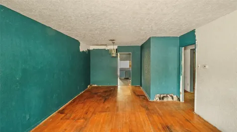 4926 Rand Avenue Dallas TX 75216
