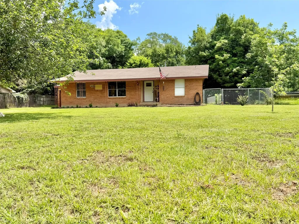 412 Selkirk Street Grapeland TX 75844