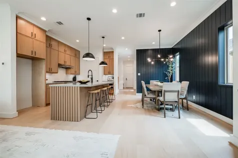 2327 Richton Street Houston TX 77098