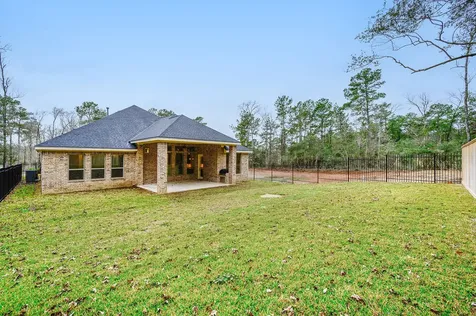 1707 Madera Oaks Court Conroe TX 77304