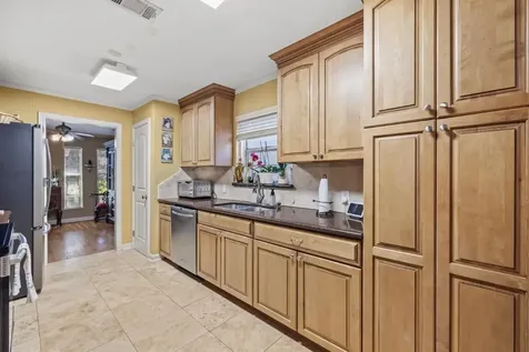 3026 Beluche Drive Drive Galveston TX 77551