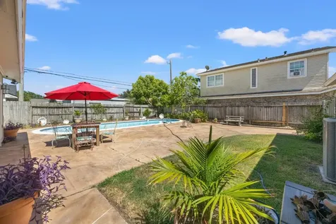 3026 Beluche Drive Drive Galveston TX 77551