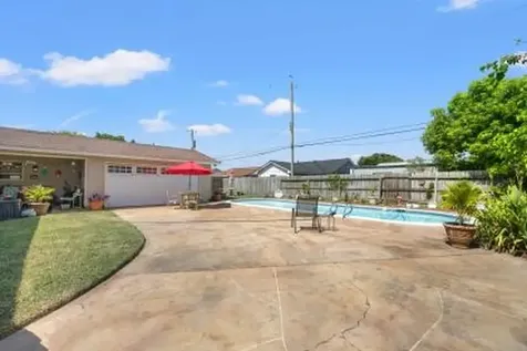 3026 Beluche Drive Drive Galveston TX 77551