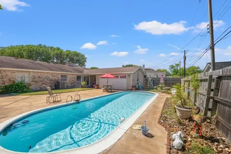 3026 Beluche Drive Drive Galveston TX 77551