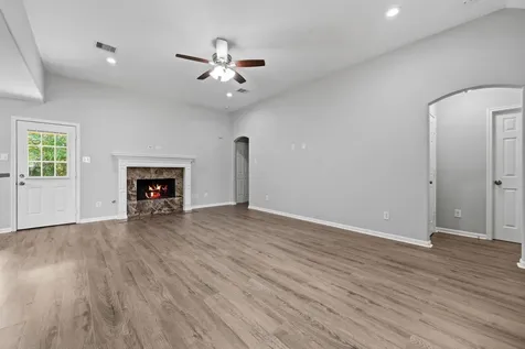16790 N Rail Drive Conroe TX 77385