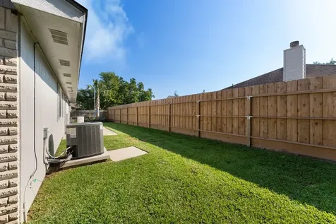 7710 Breda Drive Baytown TX 77521
