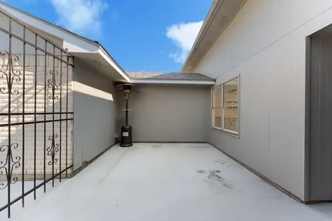 7710 Breda Drive Baytown TX 77521