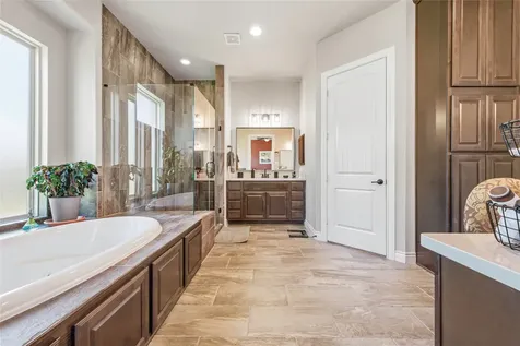 183 Wade Pointe Drive Montgomery TX 77316