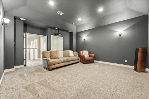 183 Wade Pointe Drive Montgomery TX 77316