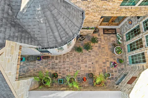 183 Wade Pointe Drive Montgomery TX 77316