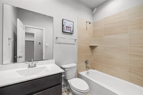 18102 Humber River Lane Houston TX 77044