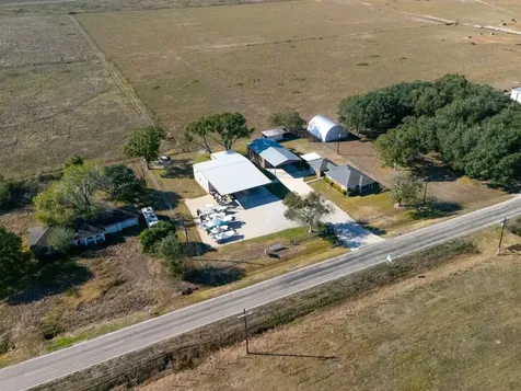 1112 S Fm 441 Road Louise TX 77455