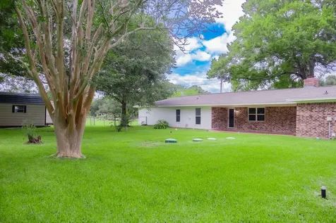 3240 County Road 155 Alvin TX 77511