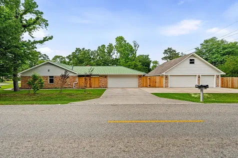 25802 Maplewood Drive Spring TX 77386