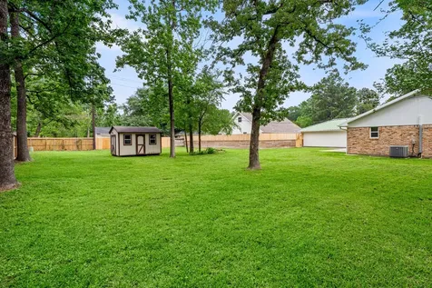 25802 Maplewood Drive Spring TX 77386
