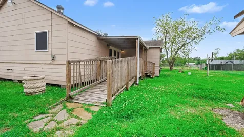 5615 John Martin Road Baytown TX 77521