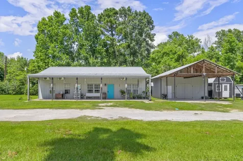 768 County Road 792 Buna TX 77612