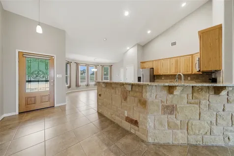 7926 White Oak Road Kerrville TX 78028