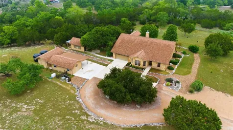 7926 White Oak Road Kerrville TX 78028
