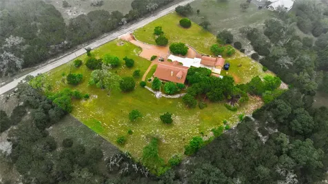 7926 White Oak Road Kerrville TX 78028