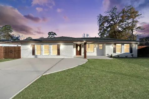 16121 Palm Street Channelview TX 77530