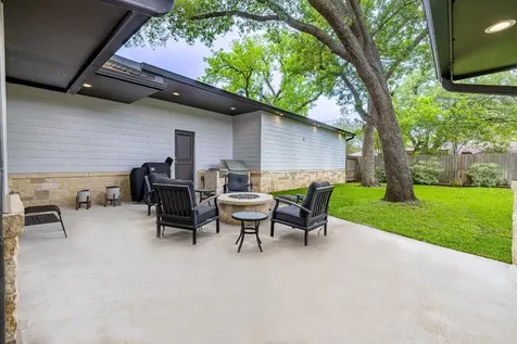 5230 Redstart Street Houston TX 77035