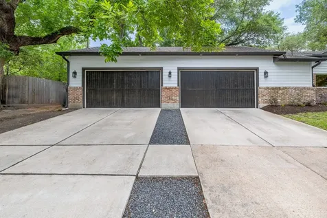 5230 Redstart Street Houston TX 77035