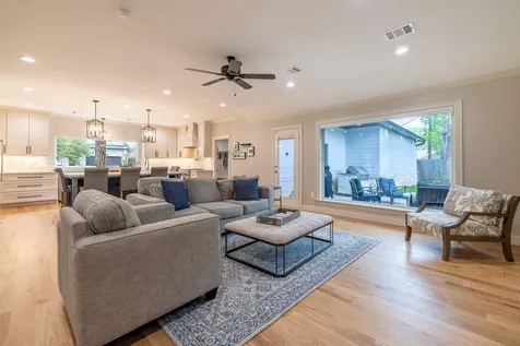 5230 Redstart Street Houston TX 77035